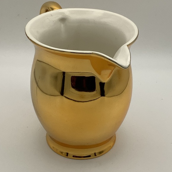 Teleflora Williamsburg Gold Pitcher/Vase - Picture 2 of 8